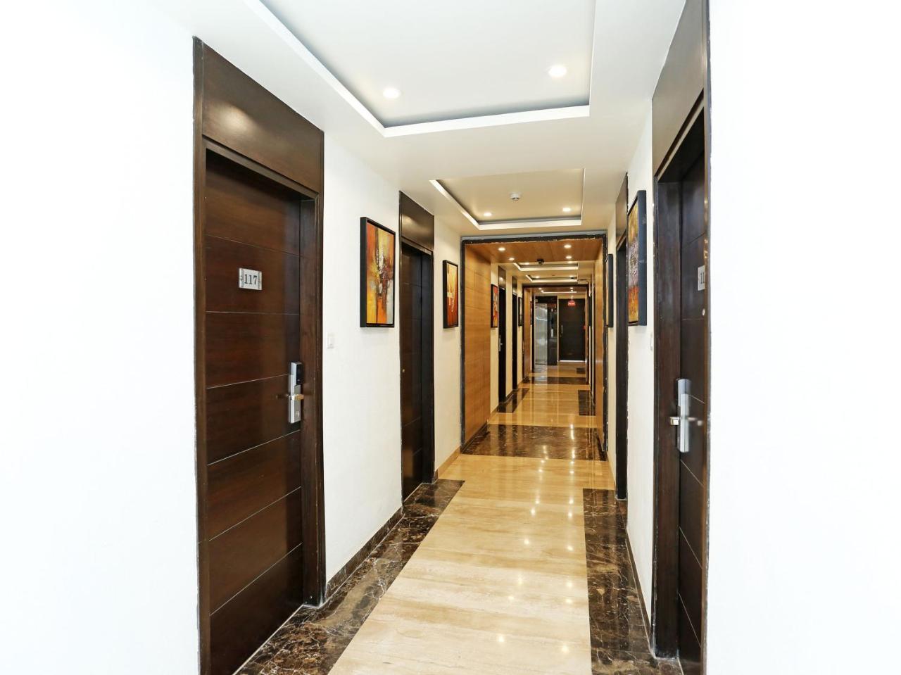 โกลเดน บลอสซัม อิมพีเรียล รีสอร์ต Hotel ลัคเนา ภายนอก รูปภาพ