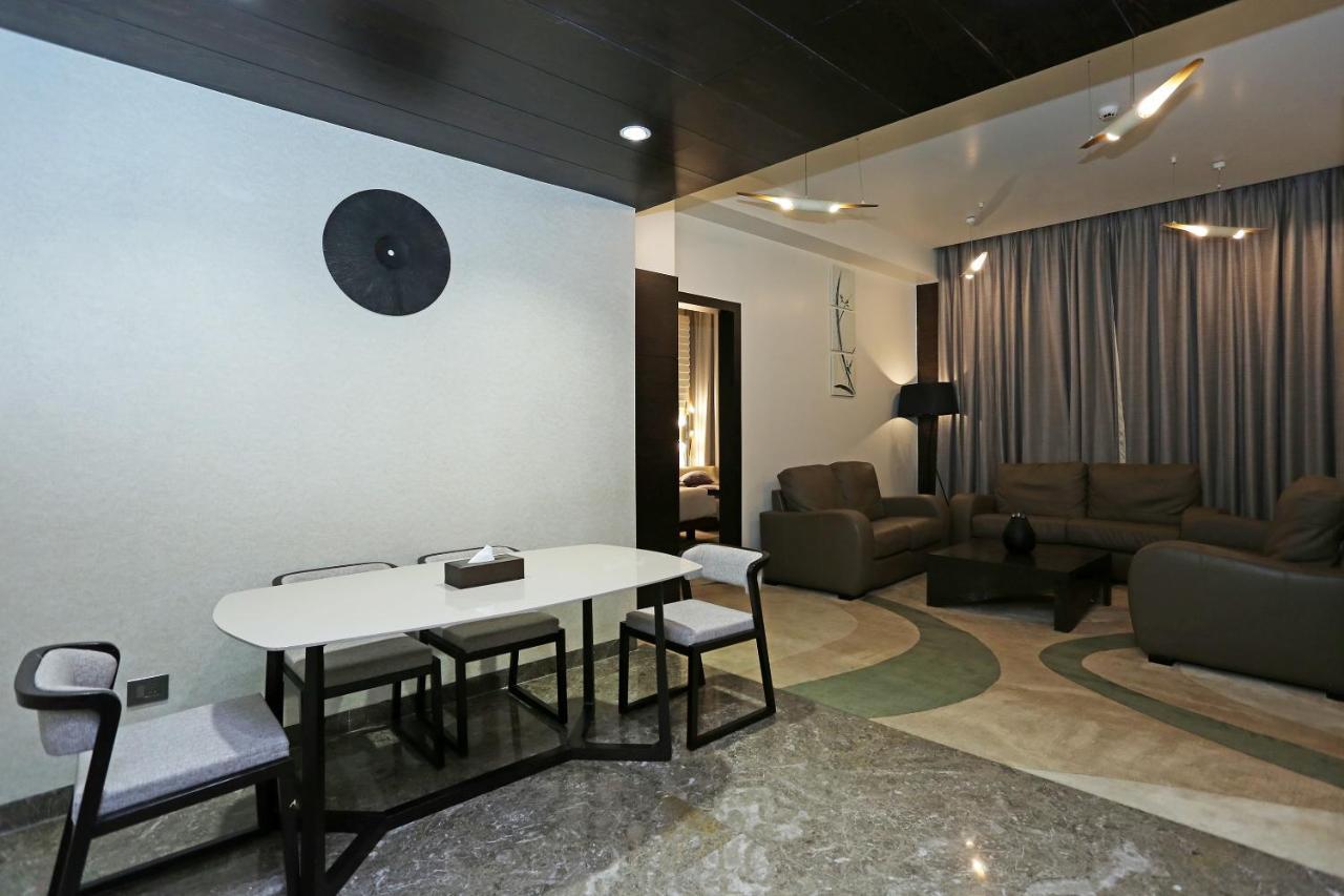 โกลเดน บลอสซัม อิมพีเรียล รีสอร์ต Hotel ลัคเนา ภายนอก รูปภาพ