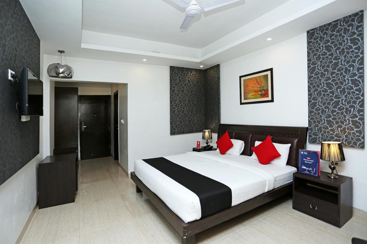 โกลเดน บลอสซัม อิมพีเรียล รีสอร์ต Hotel ลัคเนา ภายนอก รูปภาพ